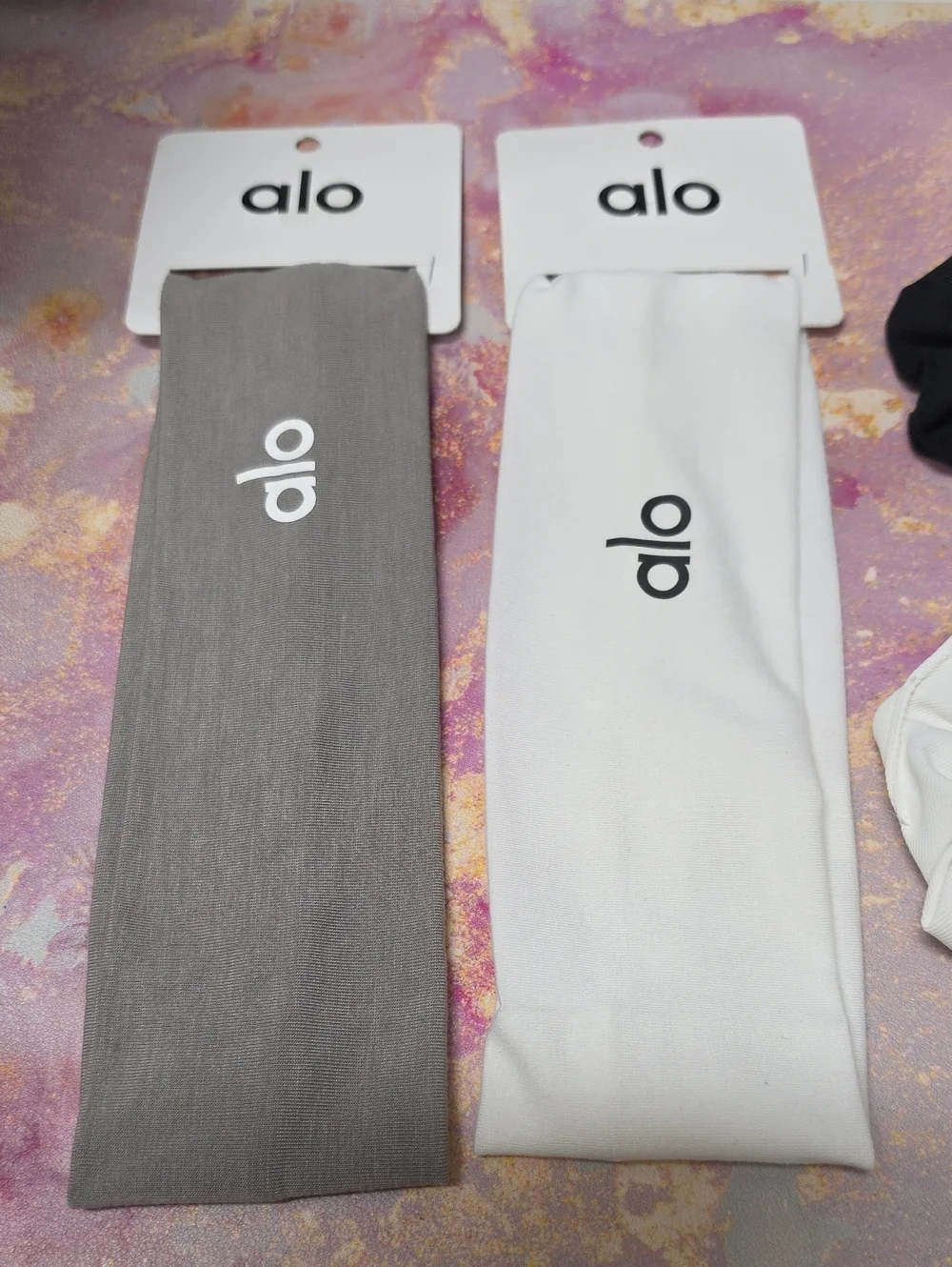 ALO Yoga regular bands